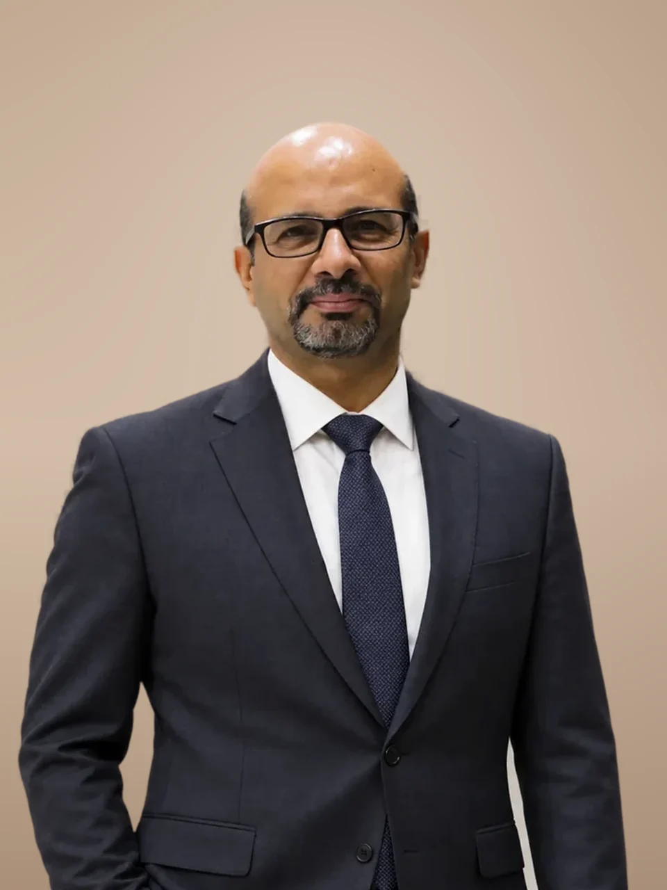 م/ عماد لويس